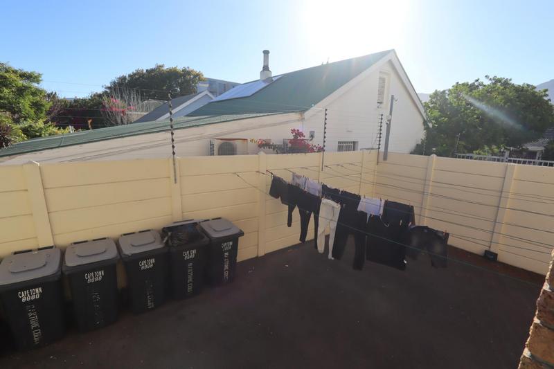 2 Bedroom Property for Sale in Wynberg Upper Western Cape
